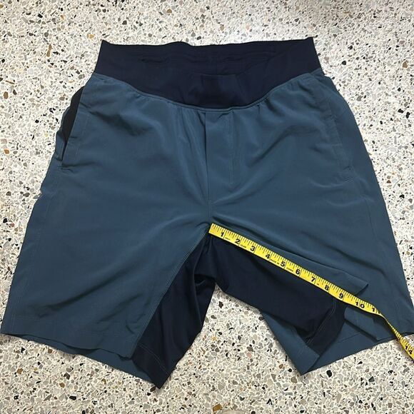 Lululemon The Short 9” black navy blue iron medium m shorts running - Picture 5 of 8